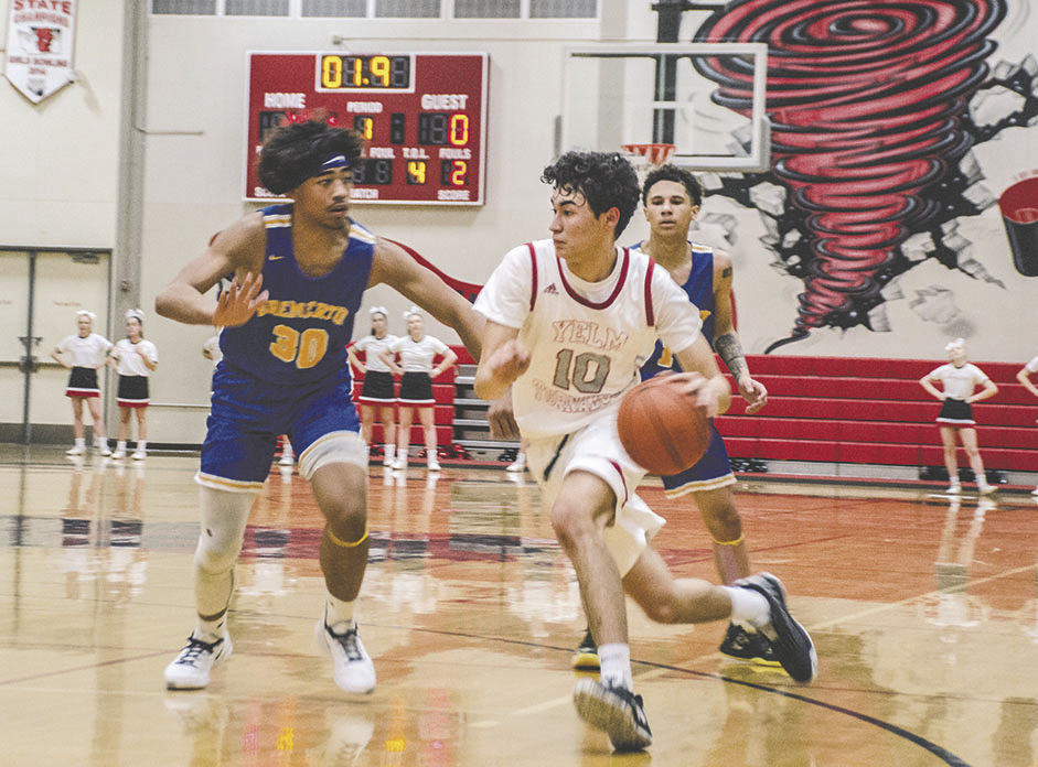 191212.sports.yelmboysbasketball.er1.jpg